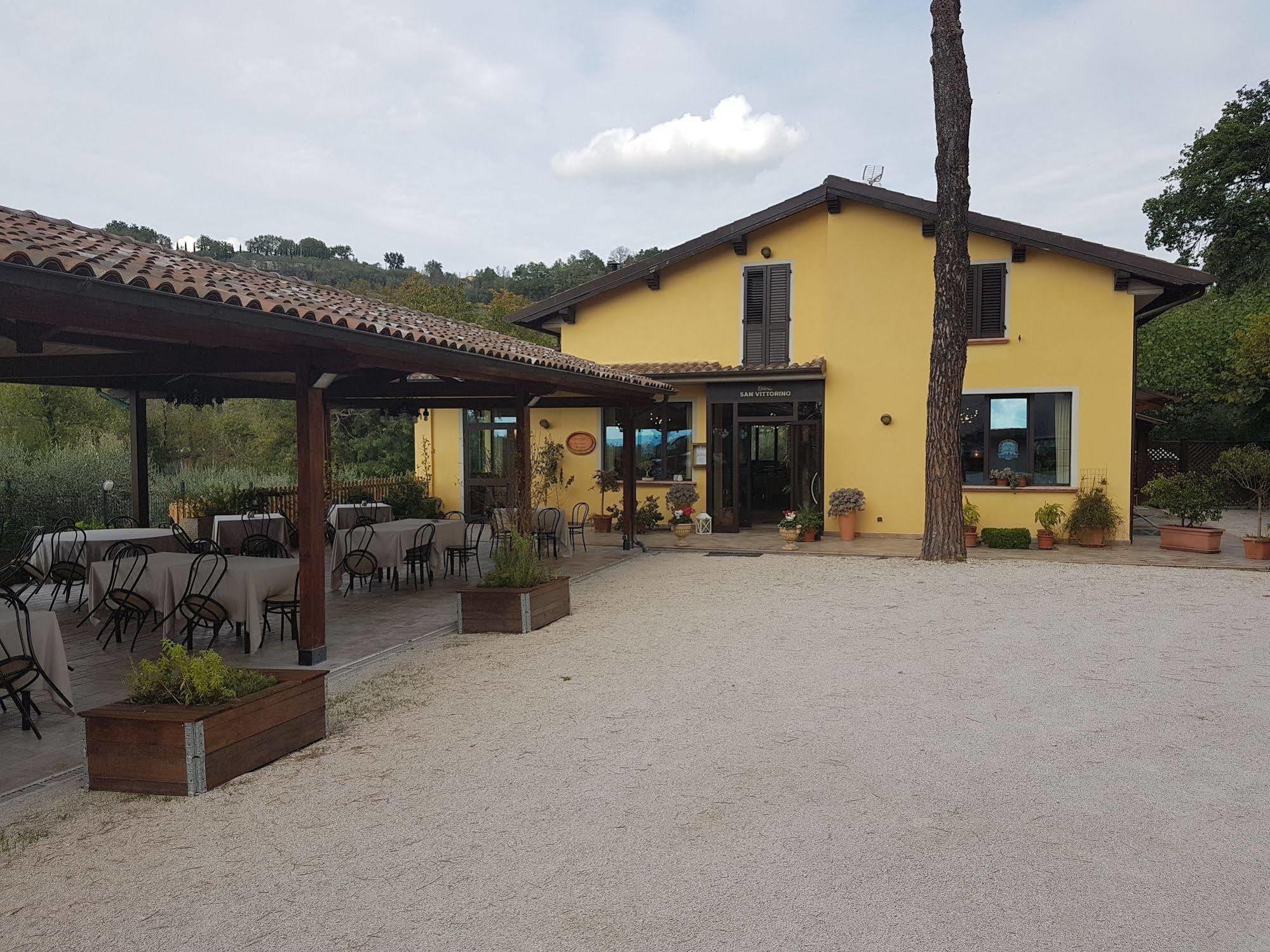 Hotel Ponte San Vittorino Ассизи Экстерьер фото